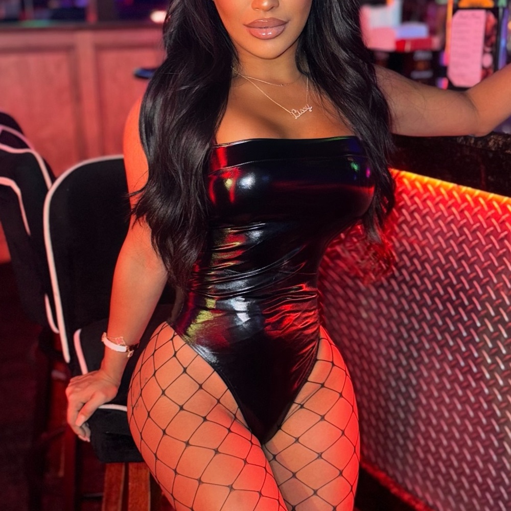 Glossy Black Strapless Bodysuit